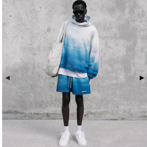 STAMPD OMBRE CROPPED HOODIE - Picture 2 of 6